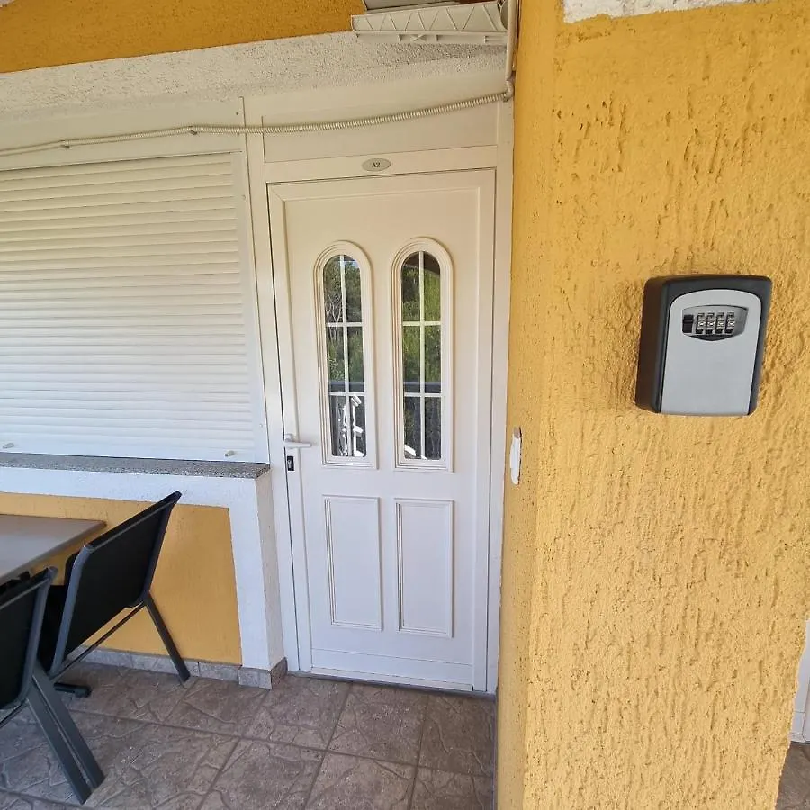 Apartmani Anna Vir Croatia