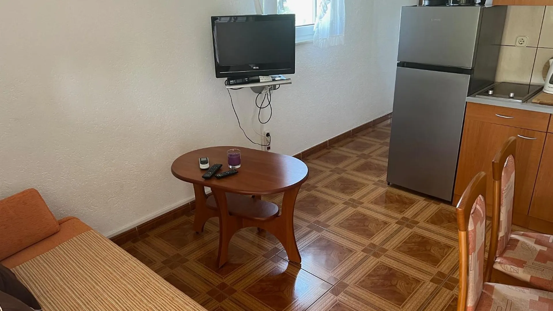 Apartmani Anna Vir 0*,  Croatia