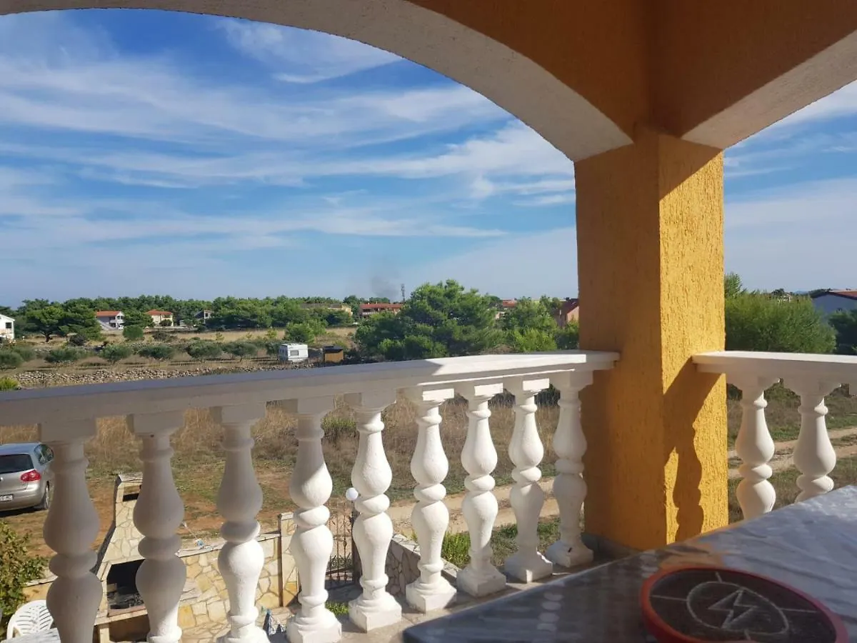Apartmani Anna Vir Croatia