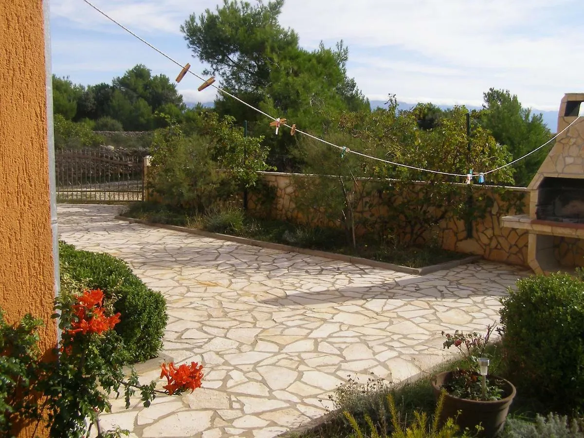 Apartment Apartmani Anna Vir
